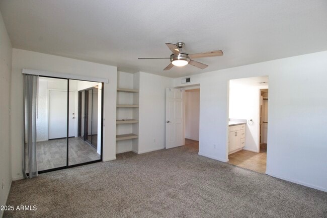 Building Photo - 5998 N 78th St