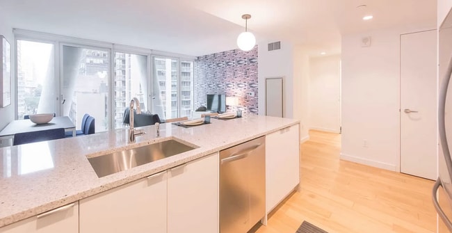 Building Photo - AMSTERDAM AVENUE