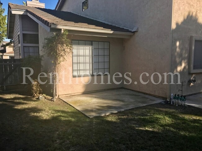 Building Photo - 13534 Longfellow Ln