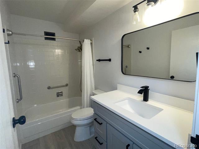 Building Photo - 3124 S Wheeling Way
