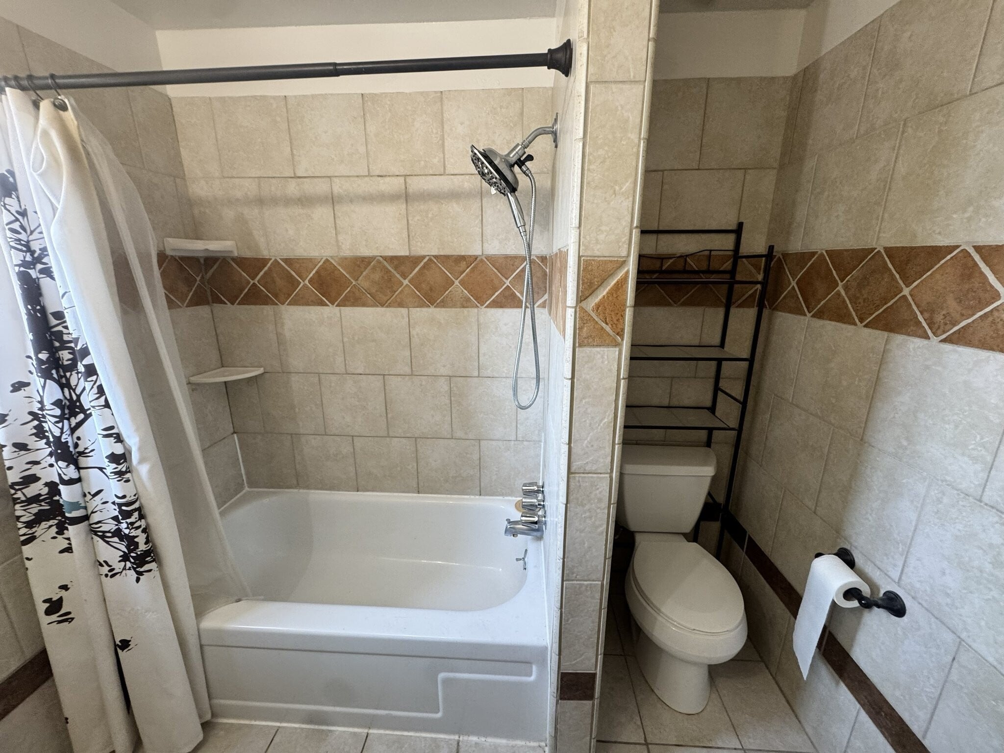Building Photo - 9239 W Zuni Dr