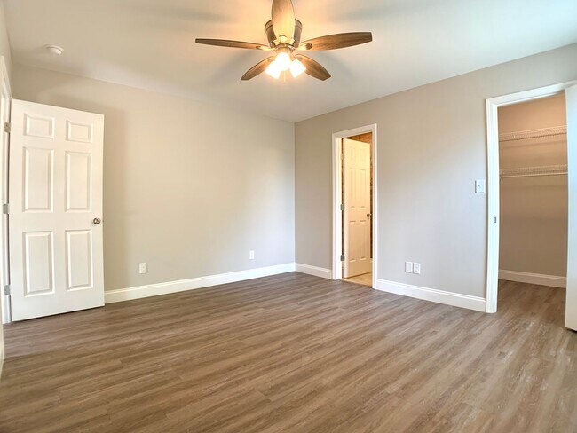 Building Photo - 1764 Cranwell Ct