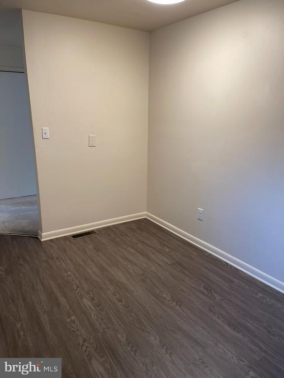 Building Photo - 105 Foxfire Dr