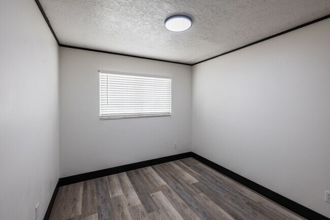 Building Photo - $300 off first month for February move-ins -  New Renovation 2 Bed 1 Bath with partially finished...