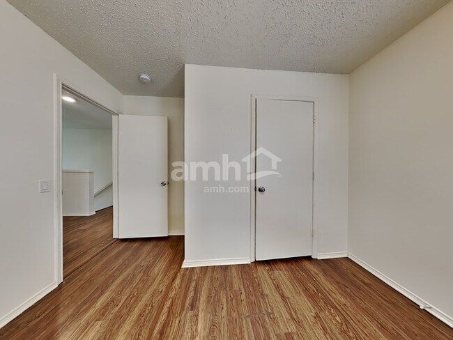 Building Photo - 6735 Ambercrest Drive
