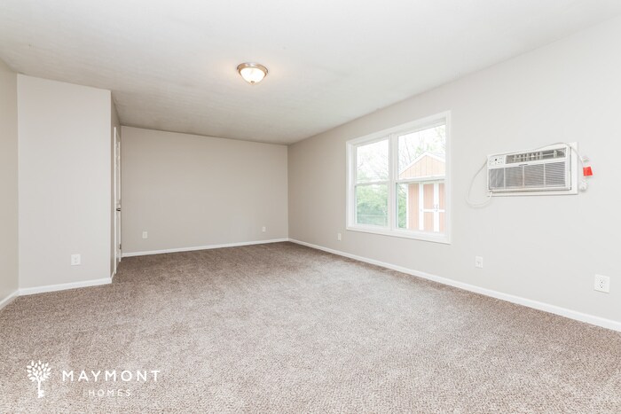 Building Photo - 338 Shade Dr