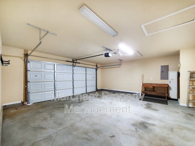 Building Photo - 138 Autumn Hill Rd