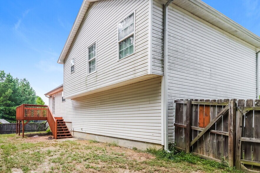 Building Photo - 124 Hunter Pl