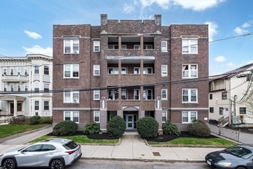 Building Photo - 45 Ashford St