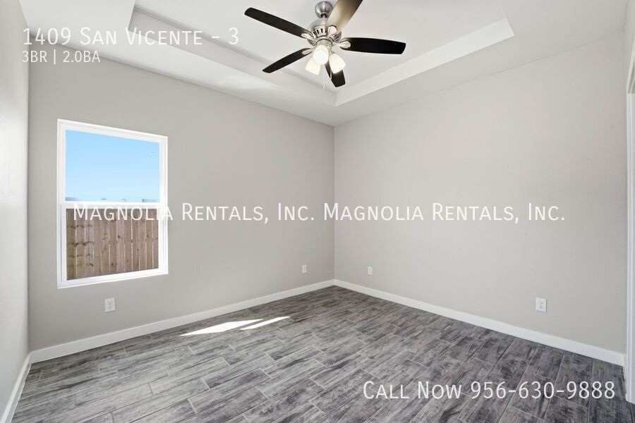 Building Photo - 1409 San Vicente