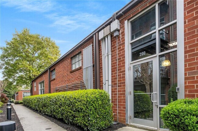 Building Photo - 5200 Peachtree Rd