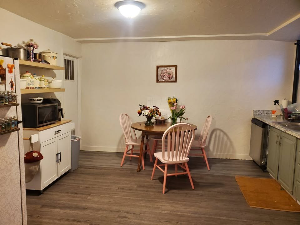 Building Photo - 1145 N 100 W