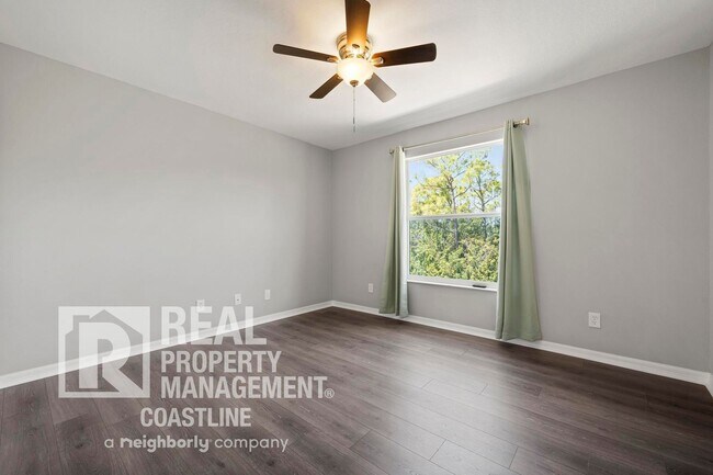 Building Photo - Discover North Port Luxury! 4BD 3.5BA - AVAILABLE NOW!