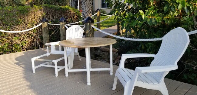 Building Photo - 5327 Solway Dr