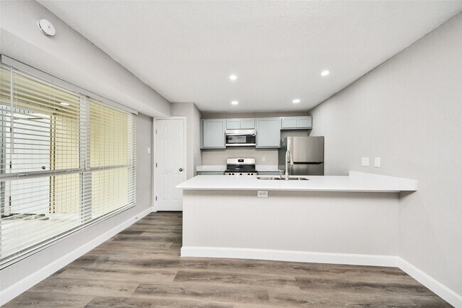 Building Photo - 781 Country Pl Dr