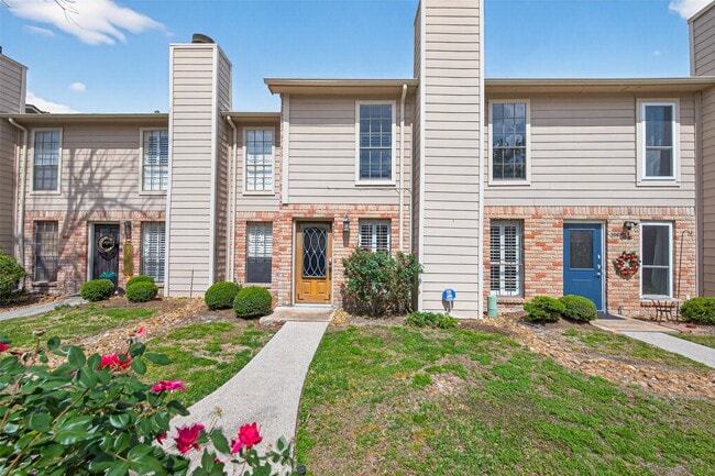 Building Photo - 6700 Richardson Rd