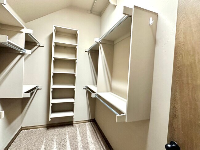 Building Photo - 709 Abilene Way