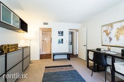 Building Photo - 843 S Longmore