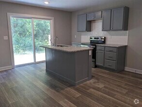 Building Photo - Woodlark Apartents