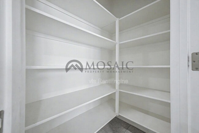 Building Photo - 9553 W Agora Ln