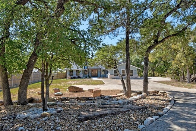 Building Photo - 108 Hub Dr