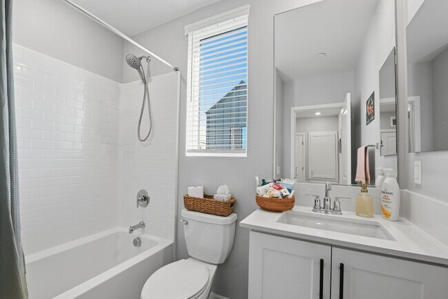 Building Photo - 2361 Acara Cir