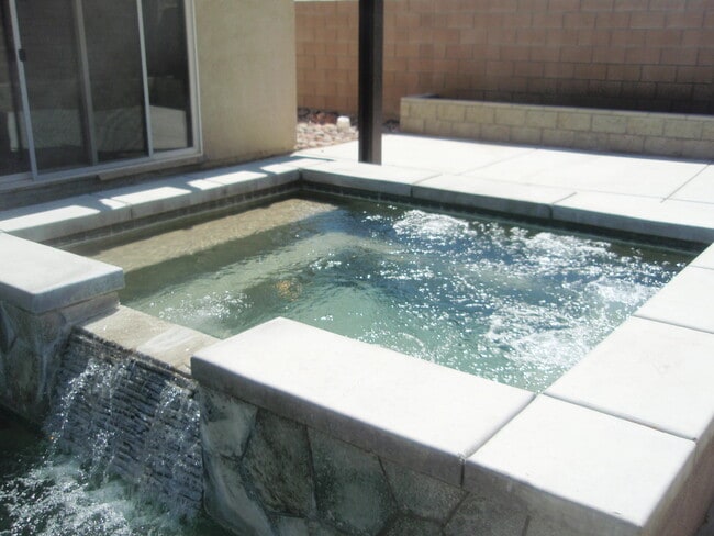 Building Photo - 1141 Oro Ridge