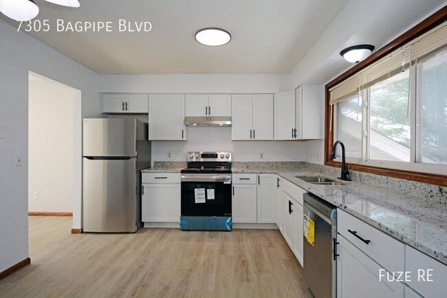 Building Photo - 7305 Bagpipe Blvd