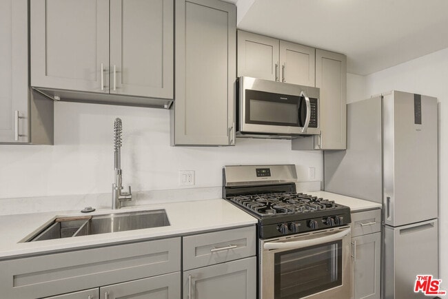 Building Photo - 1427 9th St