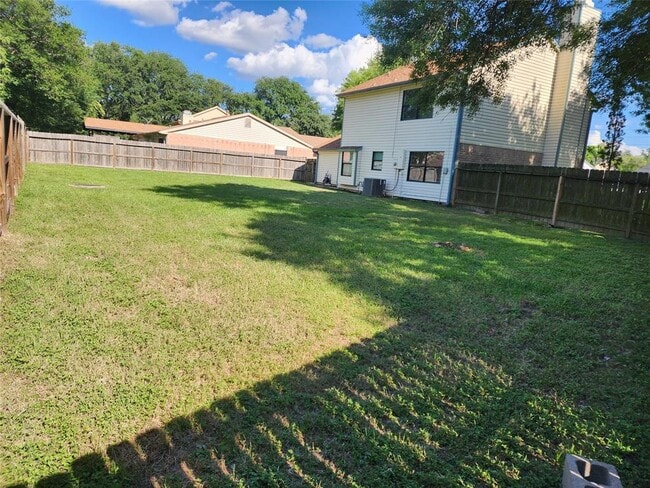 Building Photo - 10146 Horseshoe Bend Dr