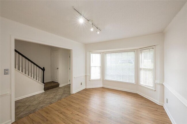 Building Photo - 9070 Cobbler Ct