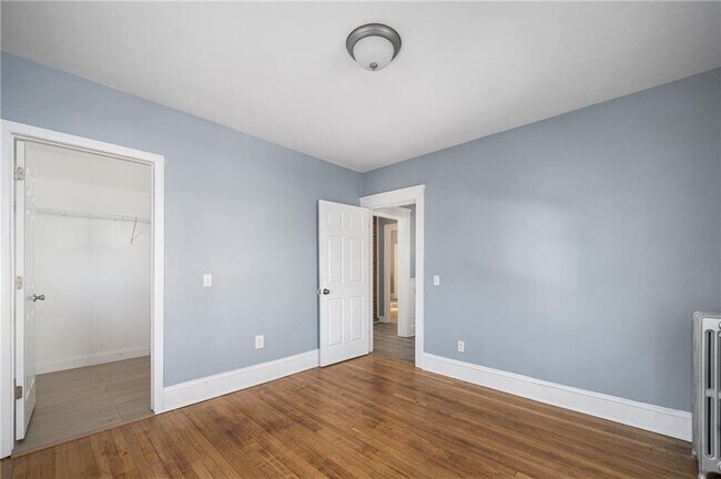 Building Photo - 97 11th St