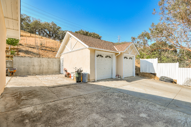 Building Photo - 21717 Almaden Rd