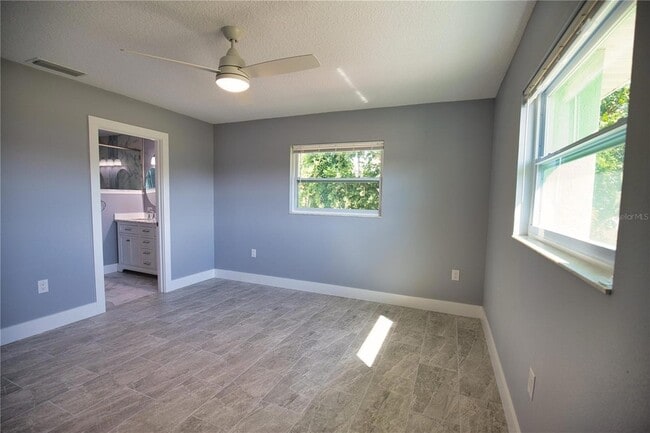 Building Photo - 3392 Orange Rd