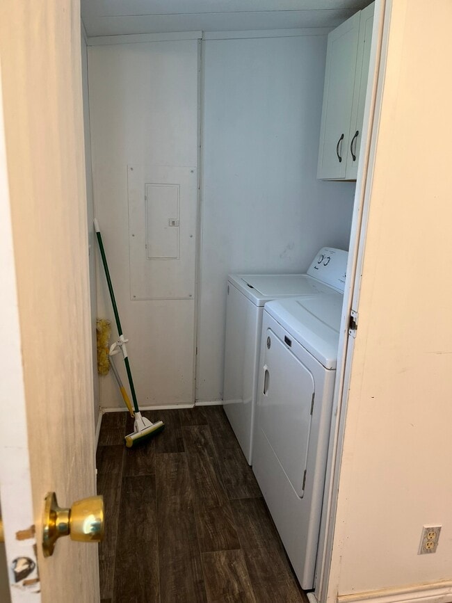 Building Photo - 12732 Pecan Tree Ct