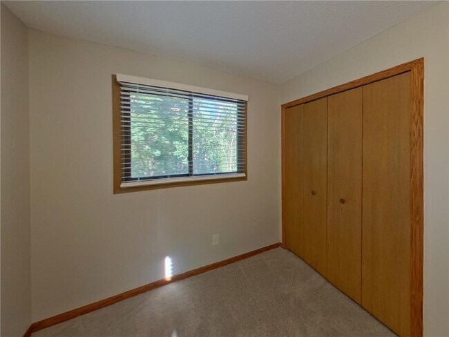 Building Photo - 14030 Candlewood Ln NE