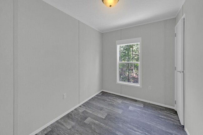 Building Photo - 58 Formby St