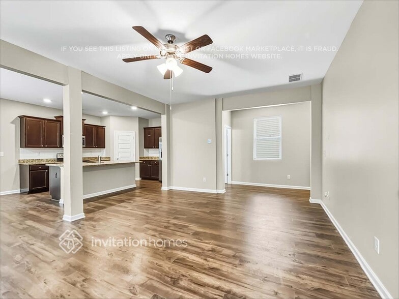 Building Photo - 2131 Theberton Trail