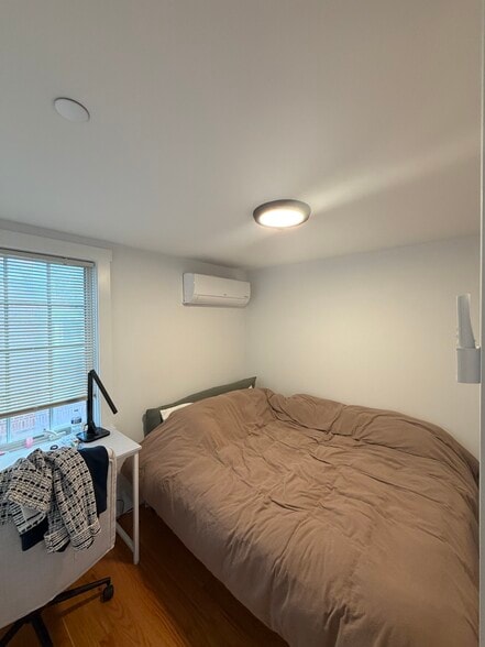 Building Photo - 140 Prospect St