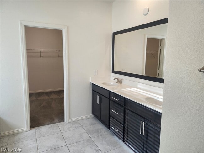 Building Photo - 853 Haven Oaks Pl