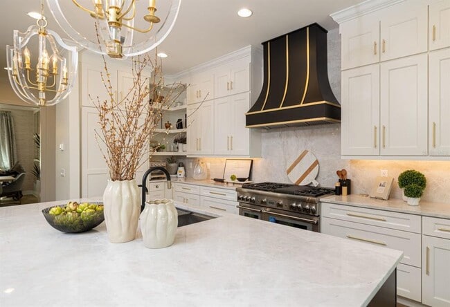 Building Photo - 4111 W Swann Ave