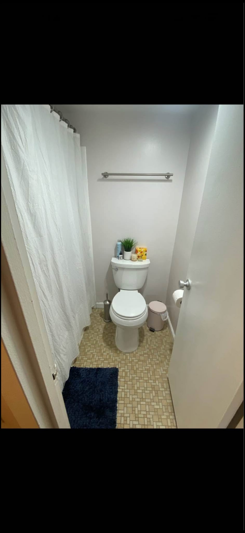 Building Photo - 1225 Martha Custis Dr