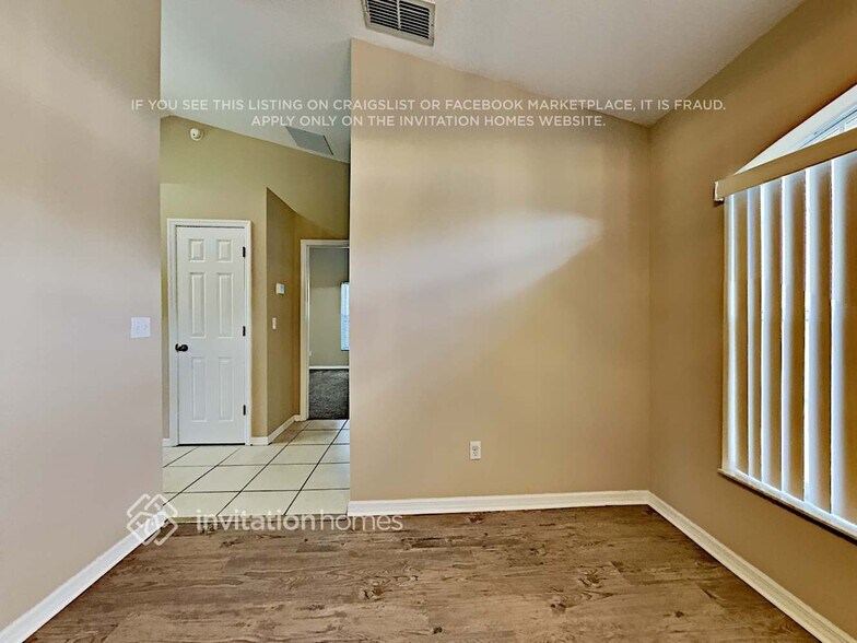 Building Photo - 749 Gentle Breeze Dr