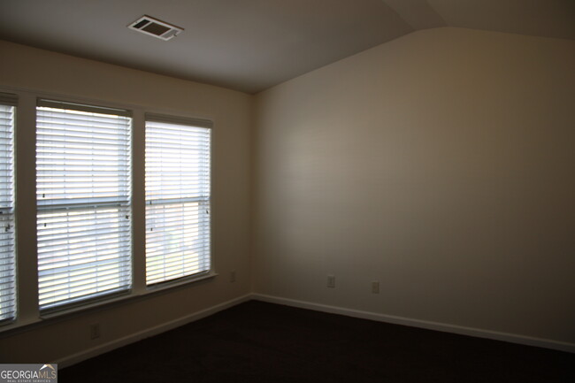 Building Photo - 2756 Deerwood Ln