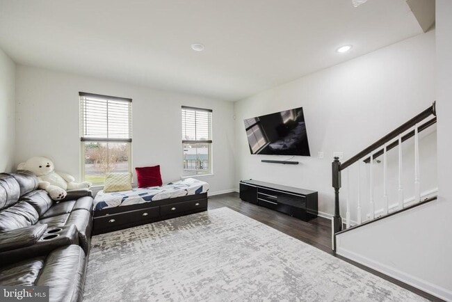 Building Photo - 43831 Stubble Cor Sq