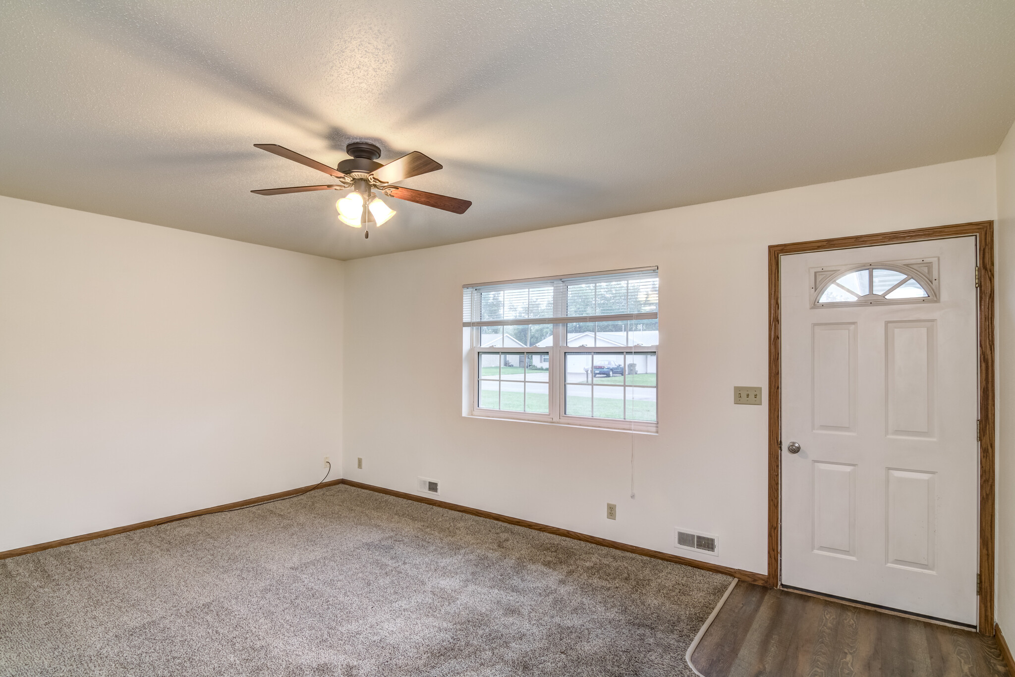 Building Photo - 2101 Mittelstadt Ln