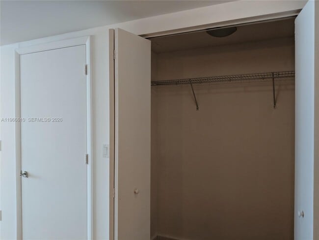 Building Photo - 350 S Miami Ave