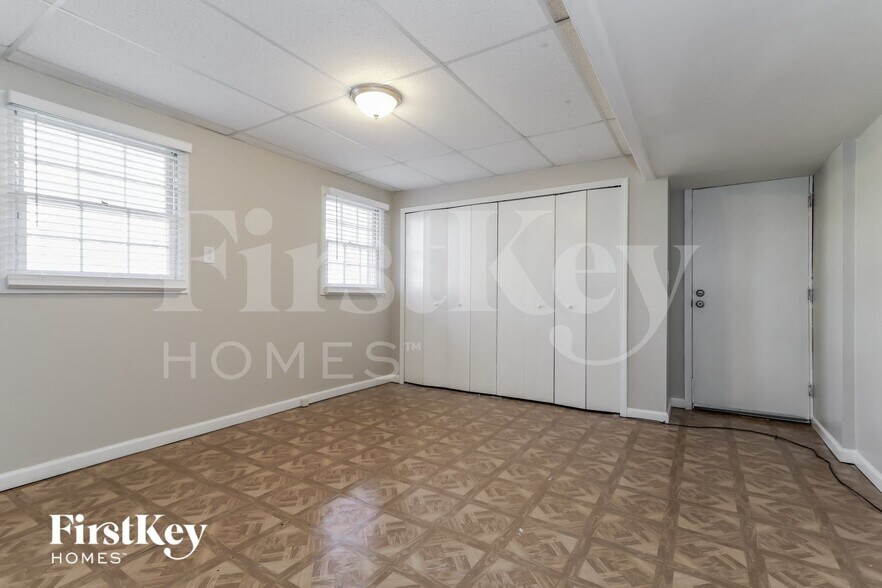 Building Photo - 1459 Ridgeland Ct SW
