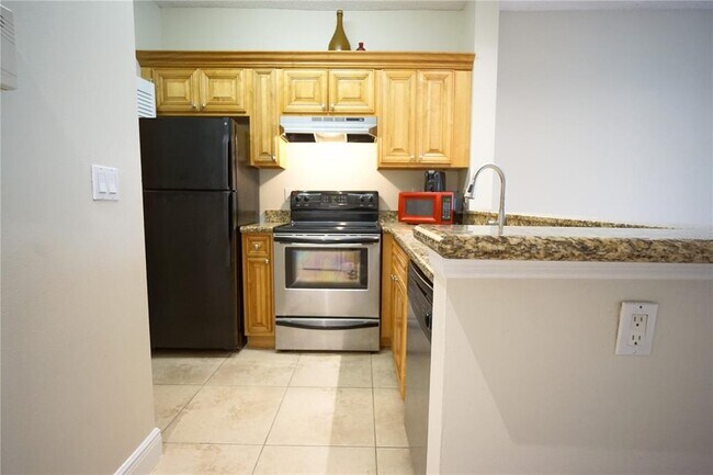 Building Photo - 4115 Chatham Oak Ct
