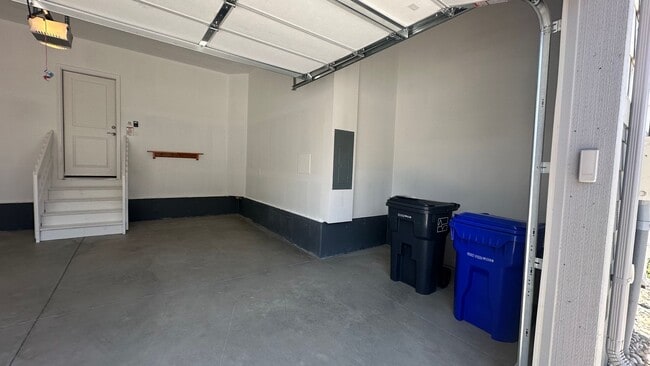Building Photo - Great Townhouse in Loveland